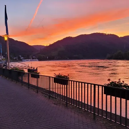 Urlaub Am Rhein, Mit Garten شقة بوبارد