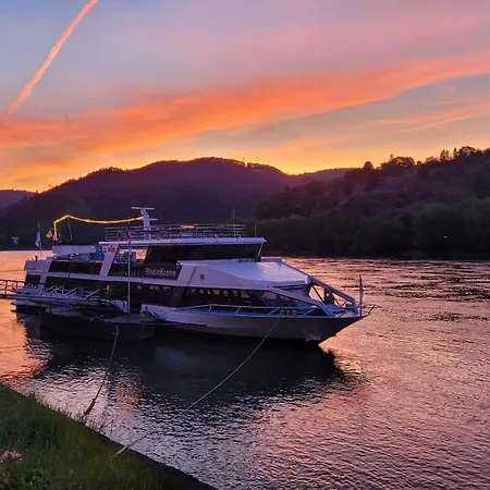 Urlaub Am Rhein, Mit Garten شقة *