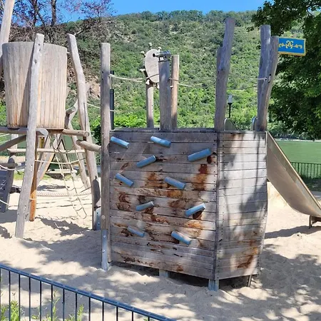 Urlaub Am Rhein, Mit Garten * بوبارد
