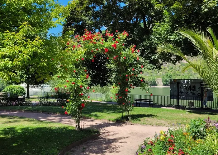 Urlaub Am Rhein, Mit Garten ボッパルト